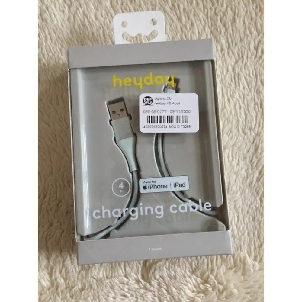 heyday™ 4' Lightning to USB-A Cable - Aqua